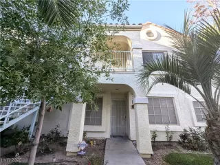 Photo #3: 2725626 Listing