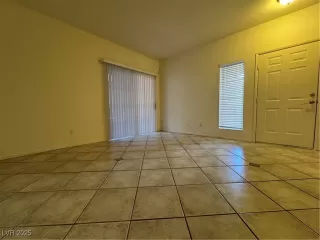 Photo #2: 2725638 Listing 