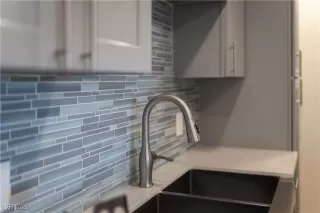 Photo #3: 2725663 Listing 