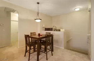 Photo #3: 2725665 Listing 