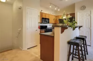 Photo #4: 2725665 Listing 