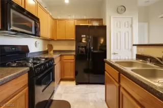 Photo #5: 2725665 Listing 