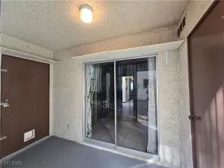 Photo #4: 2725698 Listing 