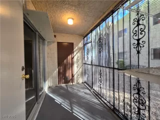 Photo #5: 2725698 Listing 