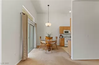 Photo #5: 2725729 Listing 