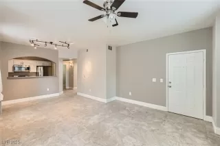 Photo #4: 2725749 Listing 