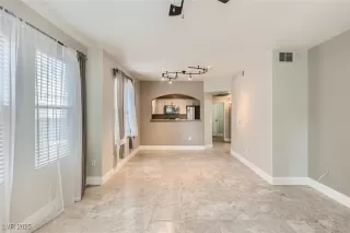 Photo #6: 2725749 Listing 