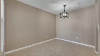 Photo #4: 2725783 Listing 