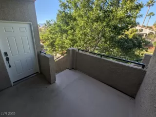 Photo #2: 2725800 Listing 