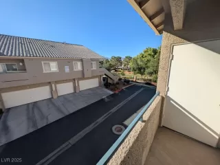 Photo #5: 2725800 Listing 