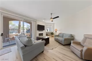 Photo #2: 2725808 Listing 