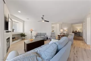 Photo #6: 2725808 Listing 