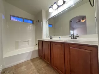 Photo #6: 2725837 Listing 