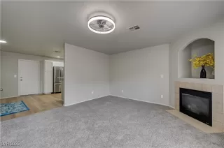 Photo #4: 2725845 Listing