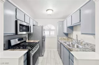 Photo #4: 2725886 Listing 