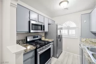 Photo #5: 2725886 Listing 