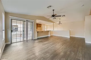 Photo #4: 2725901 Listing 