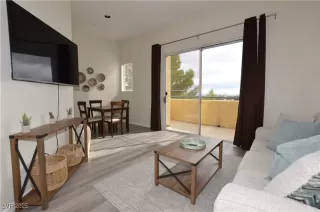 Primary Photo for MLS#: 2725923