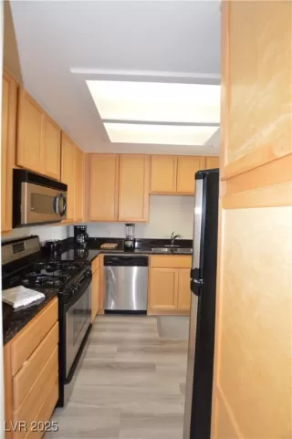 Photo #3: 2725923 Listing 