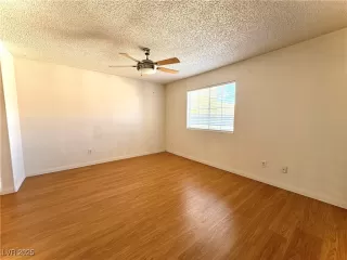 Photo #6: 2725956 Listing 