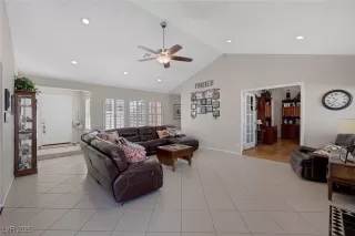 Photo #4: 2725990 Listing 