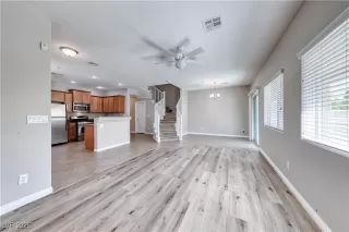 Photo #3: 2725991 Listing 