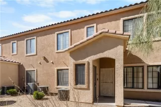 Photo #1: 2725992 Listing