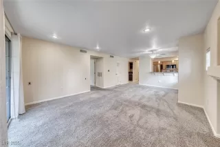 Photo #4: 2726040 Listing 