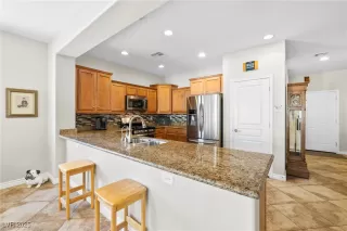 Photo #5: 2726078 Listing 