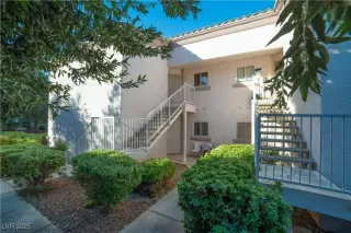 Photo #2: 2726115 Listing 