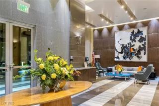 Photo #2: 2726126 Listing 