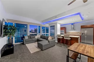 Photo #3: 2726182 Listing 