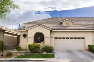 Click for more information on MLS # 2726190 : 9200 WOODLAND COVE COURT More Details about MLS # 2726190 : 9200 WOODLAND COVE COURT