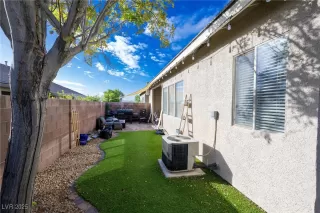 Photo #2: 2726190 Listing 