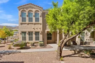 Photo #1: 2726198 Listing 