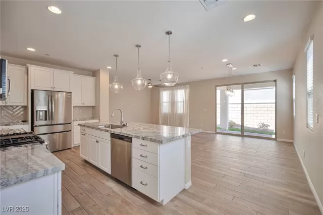 MLS: 2726209 Condo For Sale