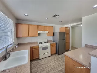 Photo #1: 2726223 Listing 