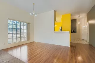 Photo #2: 2726227 Listing 