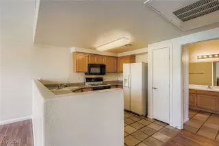 Photo #4: 2726245 Listing 