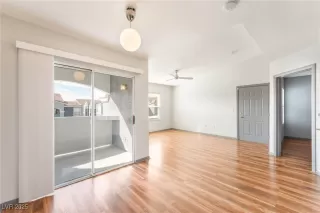 Photo #2: 2726263 Listing