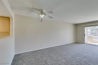 Photo #6: 2726269 Listing 