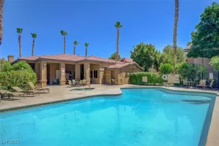 Photo #2: 2726279 Listing 