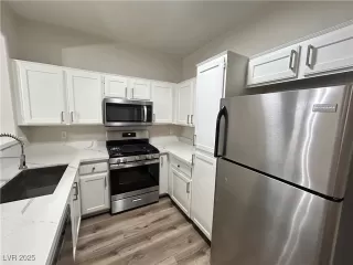 Photo #4: 2726292 Listing 