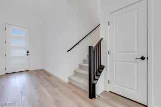 Photo #4: 2726296 Listing