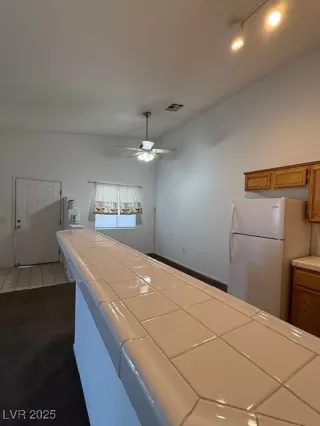 Photo #6: 2726317 Listing 