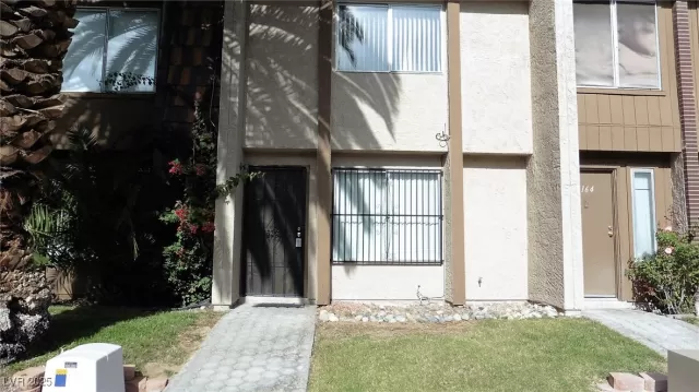 MLS: 2726333 Condo For Sale