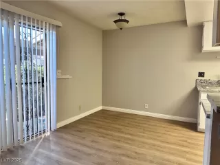 Photo #6: 2726333 Listing 