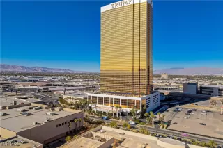 Photo #2: 2726348 Listing 