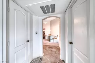 Photo #4: 2726361 Listing 