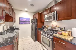 Photo #4: 2726379 Listing 